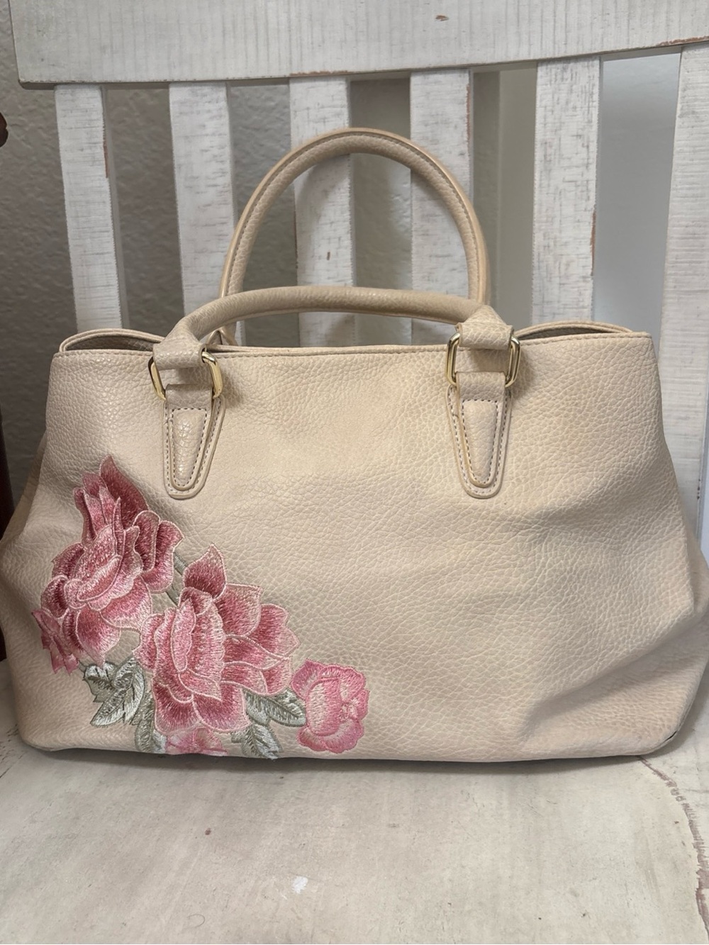 Imoshion Cream Tote with Pink Floral Embroidery